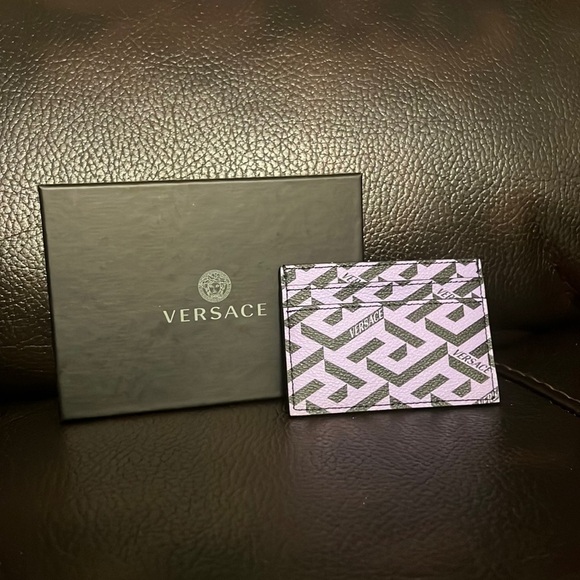 SALE!!! Versace unisex La Greca leather monogram card holder wallet NWB - Picture 1 of 6